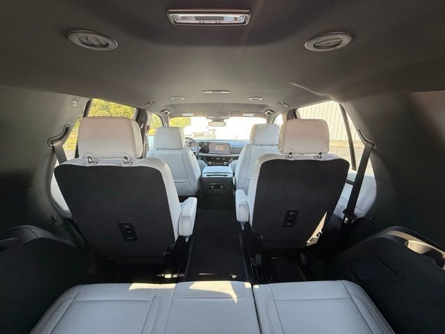 2025 Chevrolet Tahoe Premier - Photo 14