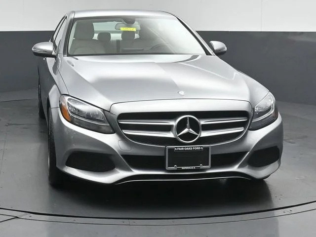Used 2016 Silver Mercedes-Benz C 300 image 2