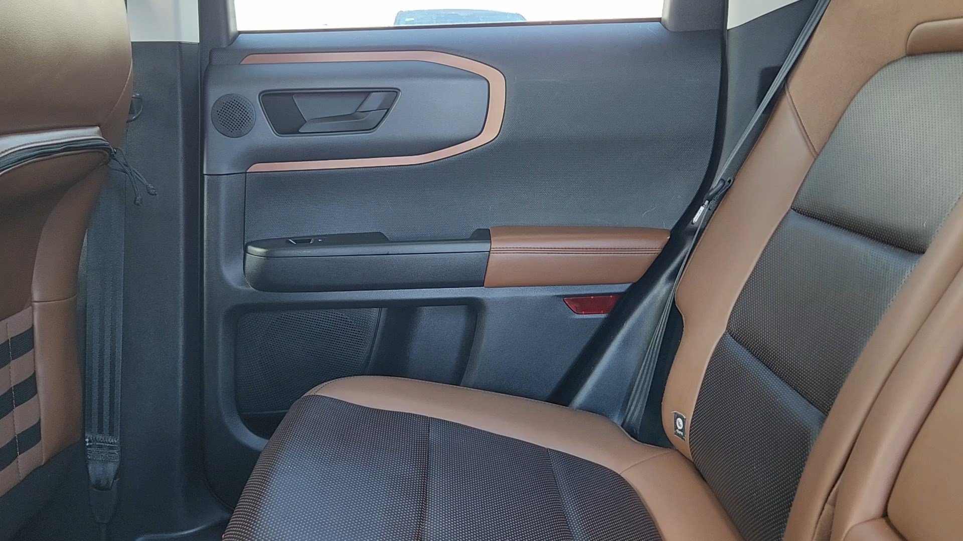 Used 2021 Gray Metallic Ford Badlands image 15