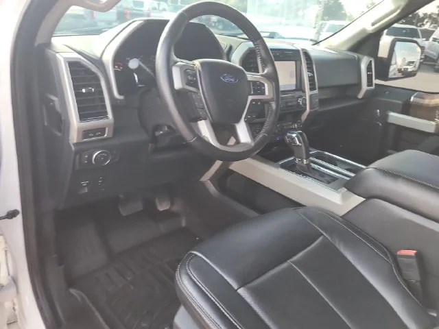 Used 2019 White Ford Lariat image 18
