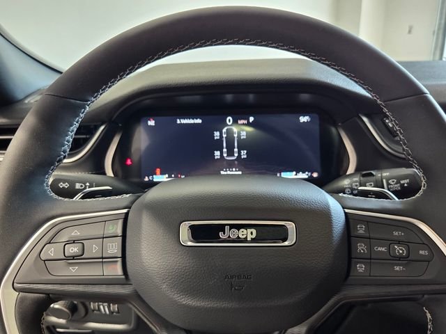 New 2026 Silver Zynith Exterior Paint Jeep Laredo X image 28