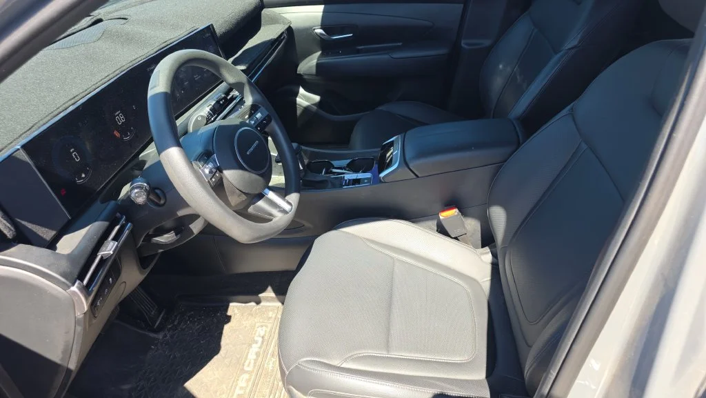 Used 2025 Gray Hyundai SEL image 16