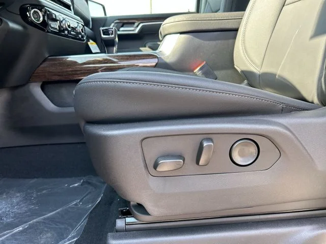 New 2026 Onyx Black GMC Elevation image 70