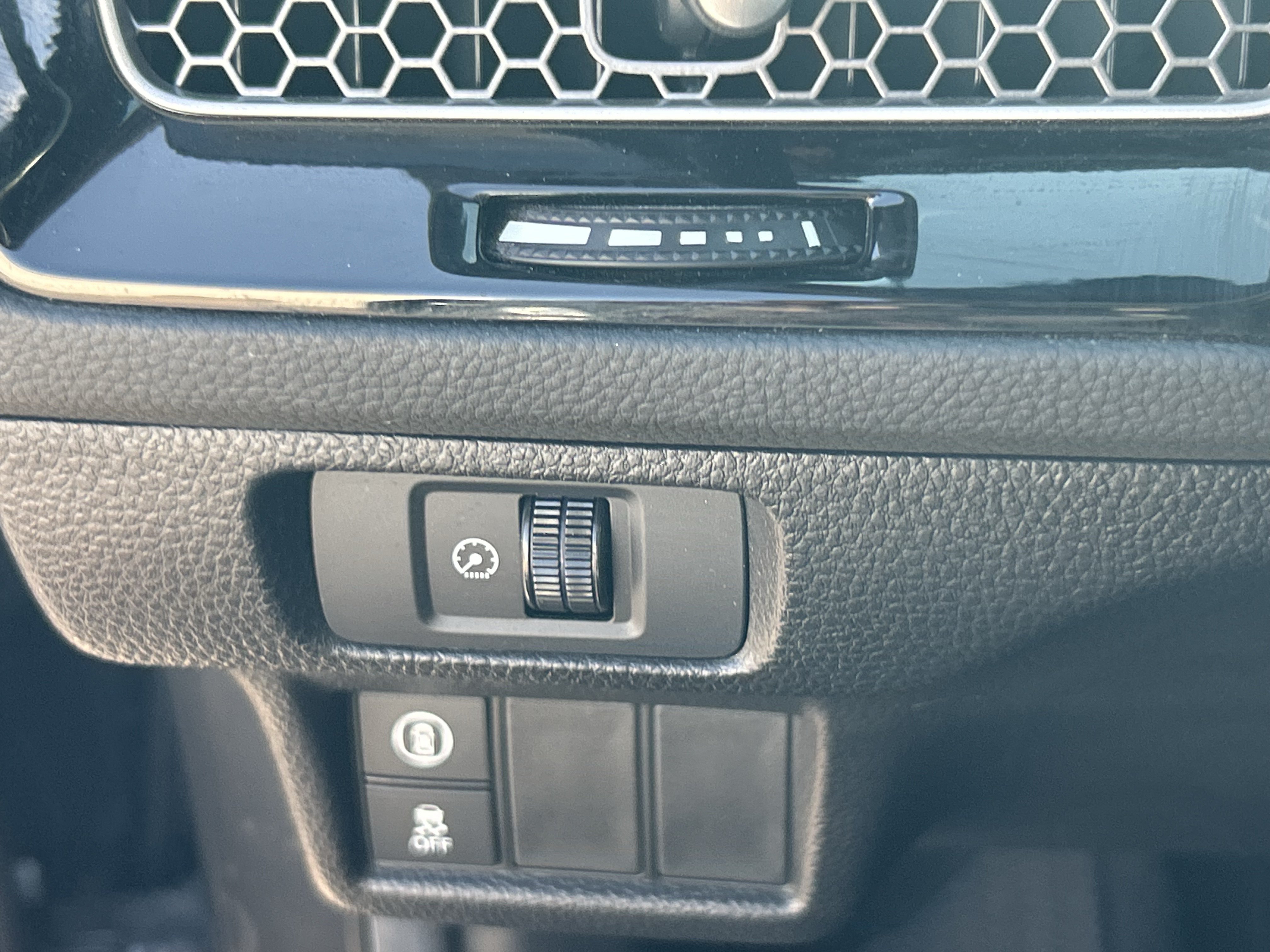 2024 Honda Civic Sport - Photo 19