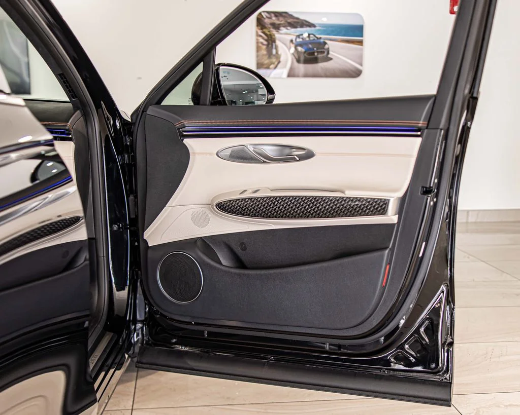 Used 2026 Black Genesis 3.5T Sport Prestige image 44