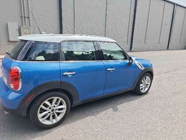Used 2013 Blue MINI Base image 3