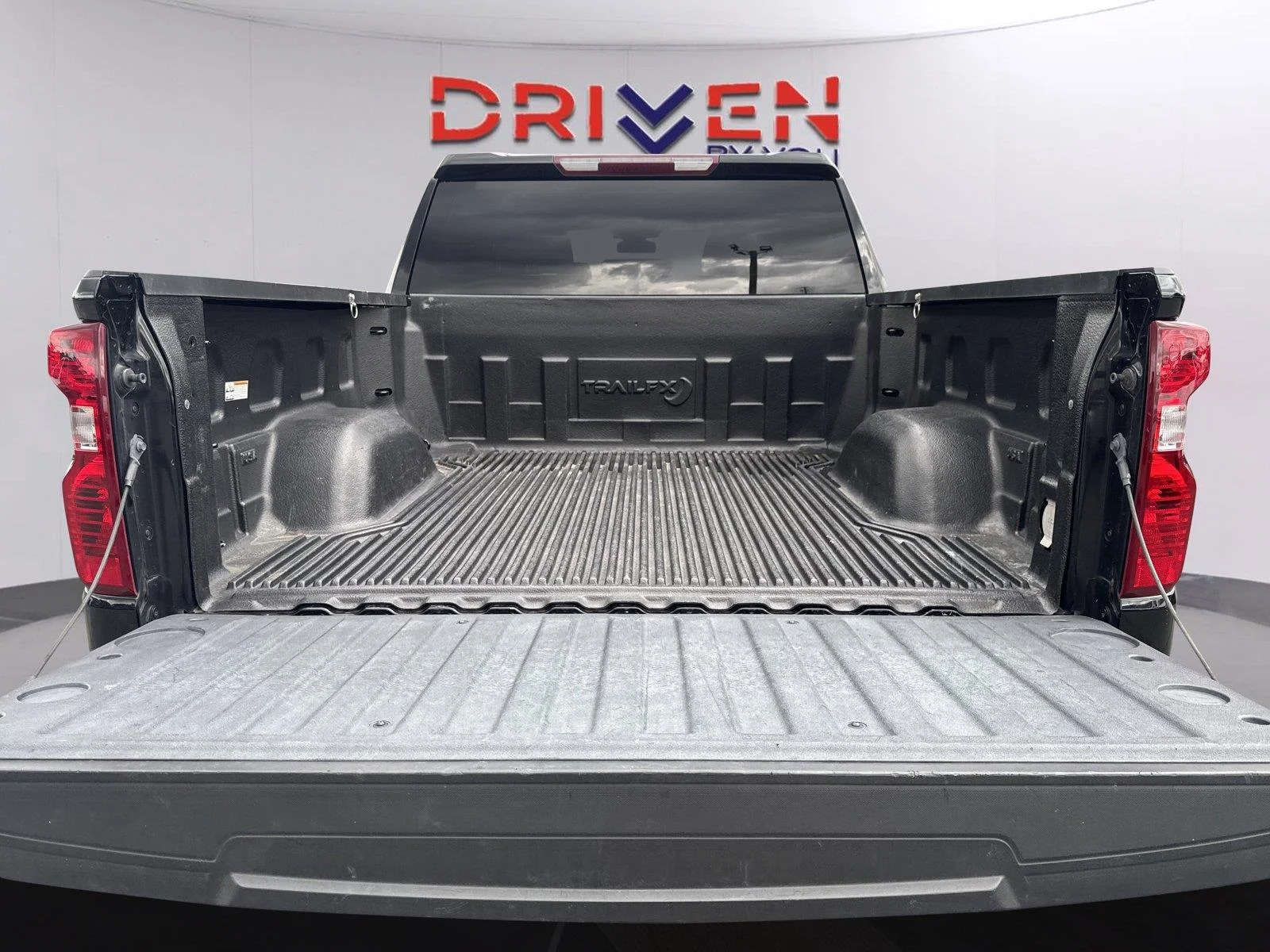 Used 2024 Black Chevrolet Custom image 32