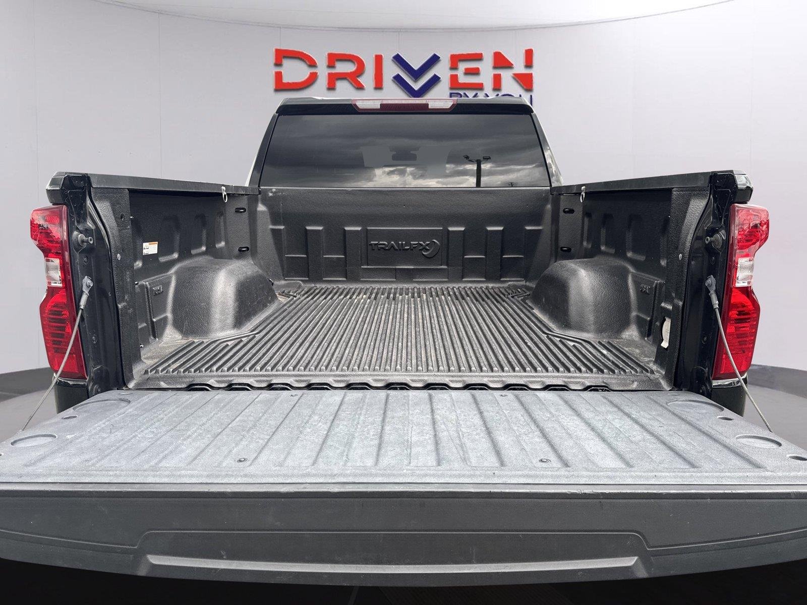 Used 2024 Black Chevrolet Custom image 32