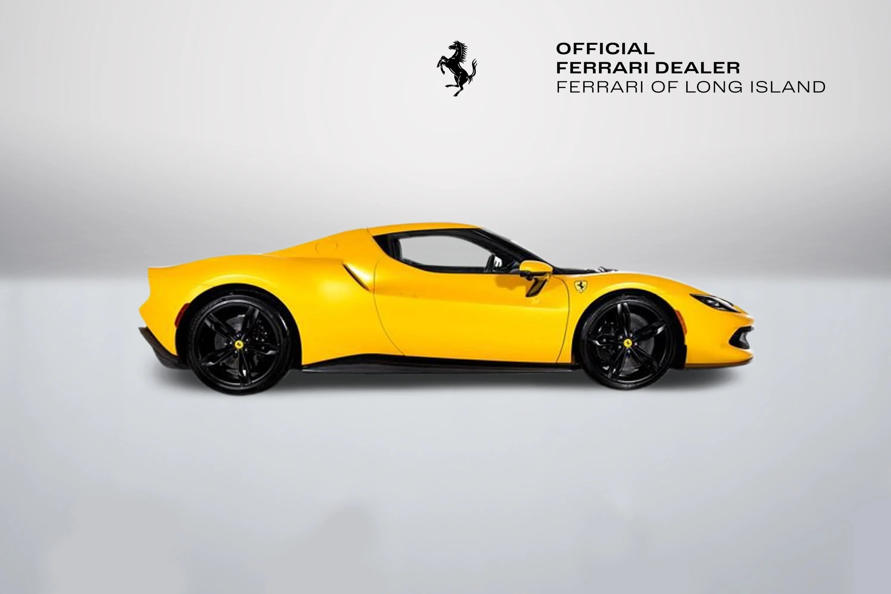 Used 2024 Giallo Triplo Strato Ferrari  image 13