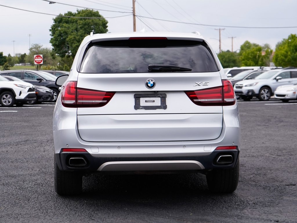 Used 2017 Glacier Silver Metallic BMW xDrive40e iPerformance image 12