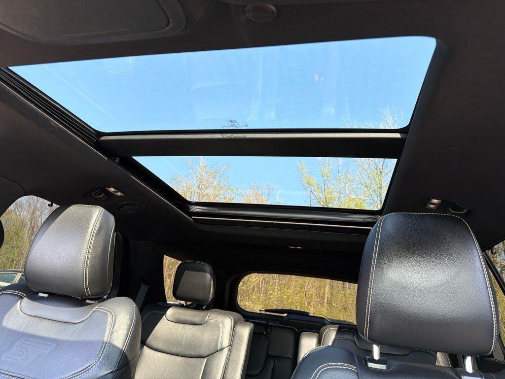 Used 2021 Blue Metallic Ford ST image 7