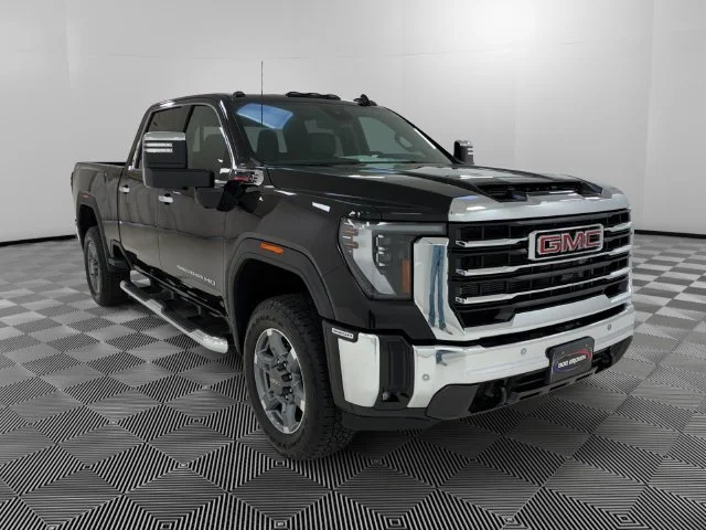 Certified Used 2025 Onyx Black GMC SLT image 7