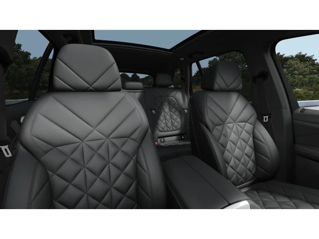 New 2026 Alpine White BMW xDrive40i image 11