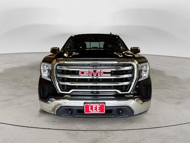 Used 2020 Onyx Black GMC SLE image 9
