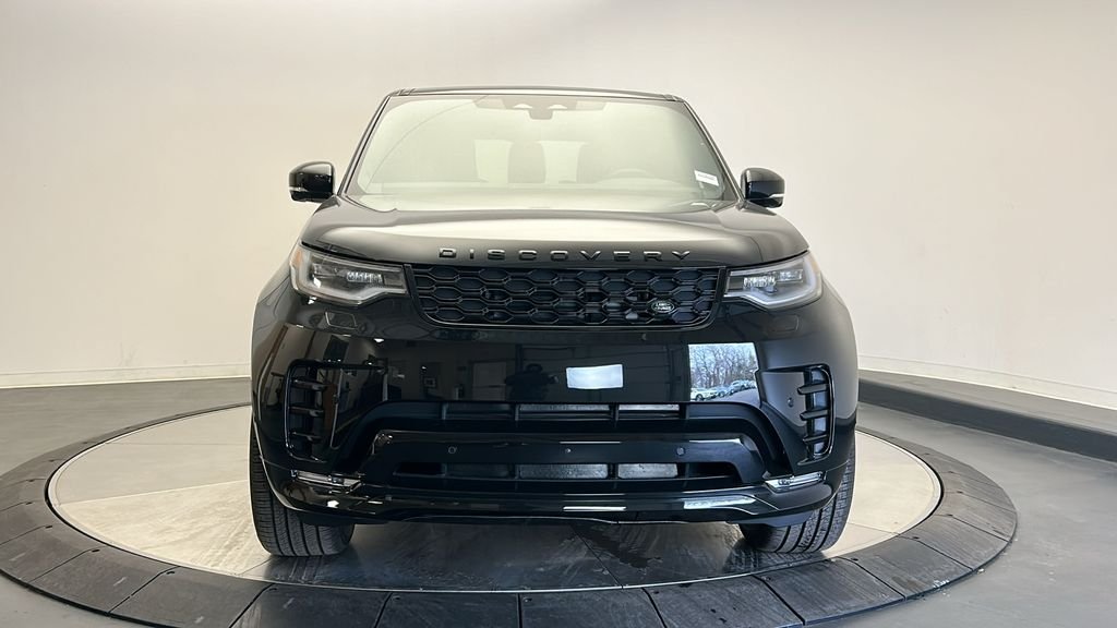 Certified Used 2025 Santorini Black Metallic Land Rover Dynamic SE image 8