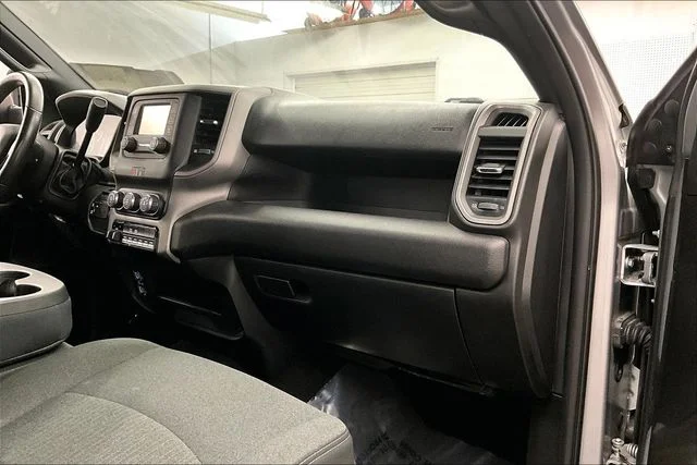 Used 2021 Billet Silver Metallic Clearcoat Ram Tradesman image 20
