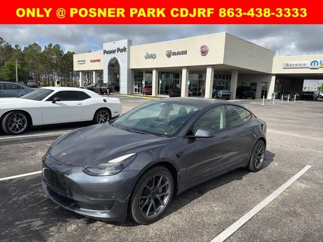 2022 Tesla Model 3 Long Range Dual Motor All-Wheel Drive's photo