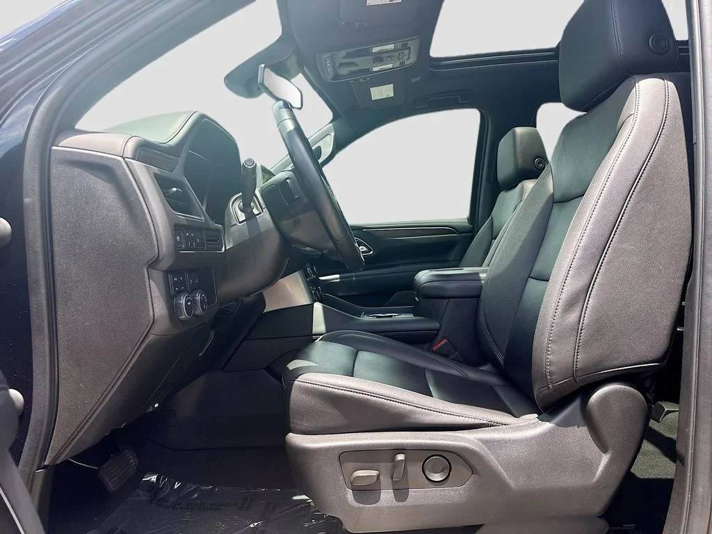 Used 2023 Blue Chevrolet Z71 image 41