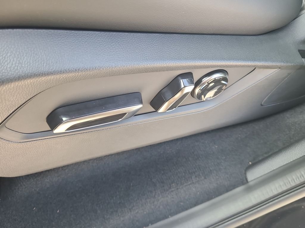 New 2026 Majestic Black Pearl Acura Technology Package image 16