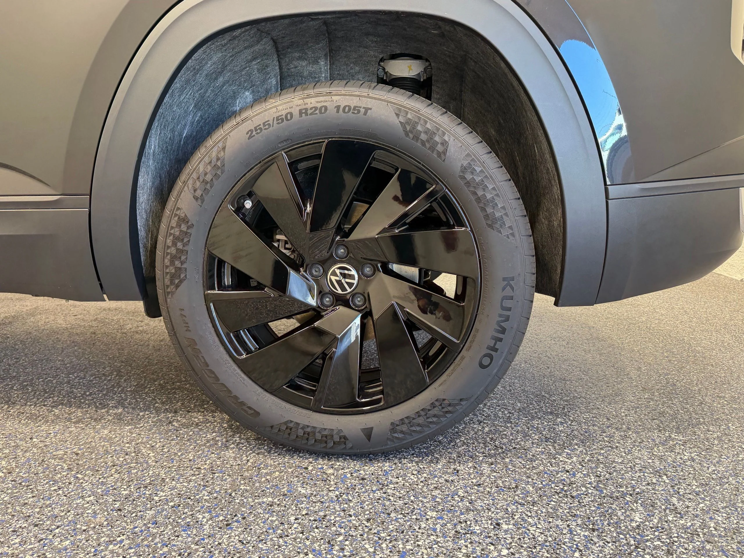 New 2026 Black Volkswagen 2.0T SE w/Technology image 12