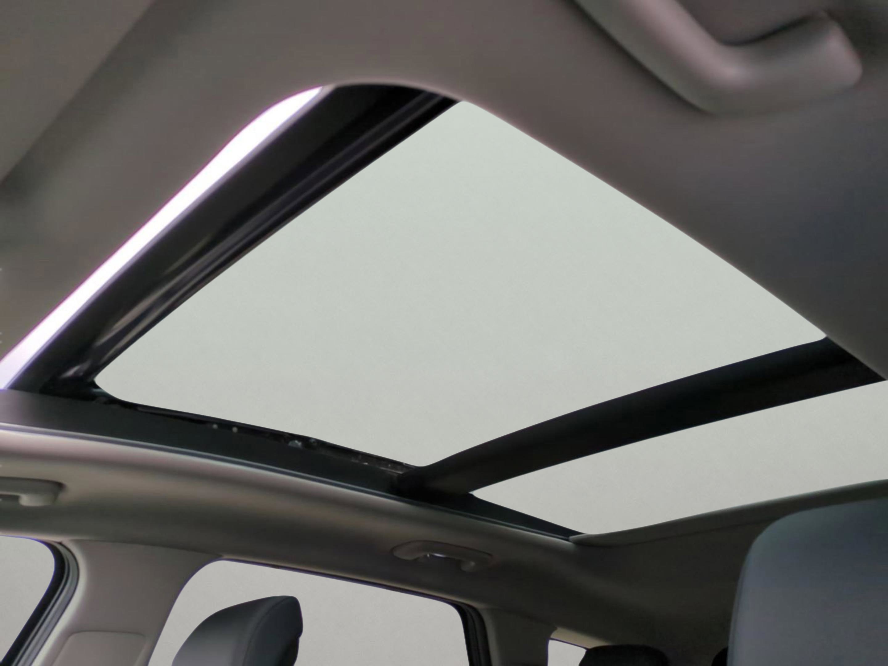 New 2026 Glacial White Pearl Kia SX image 53