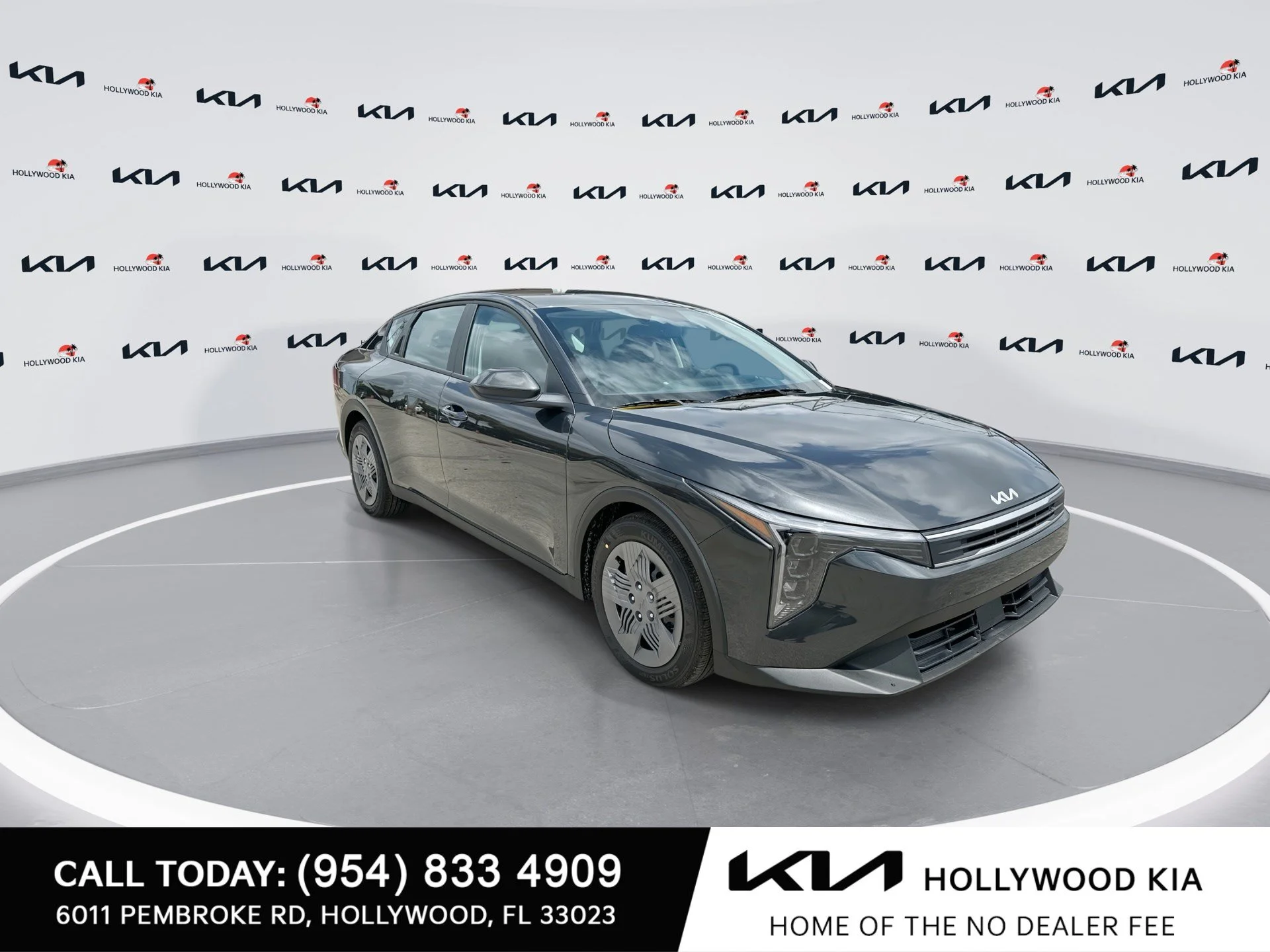 New 2026 Interstellar Gray Kia LX image 2