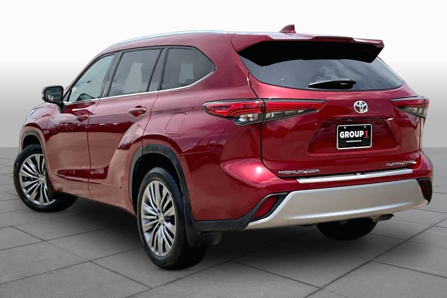 Certified Used 2021 Ruby Flare Pearl Toyota Platinum image 12