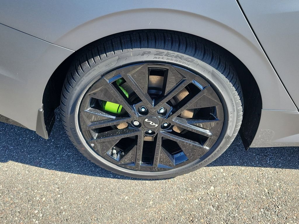 New 2026 Gray Kia GT image 40