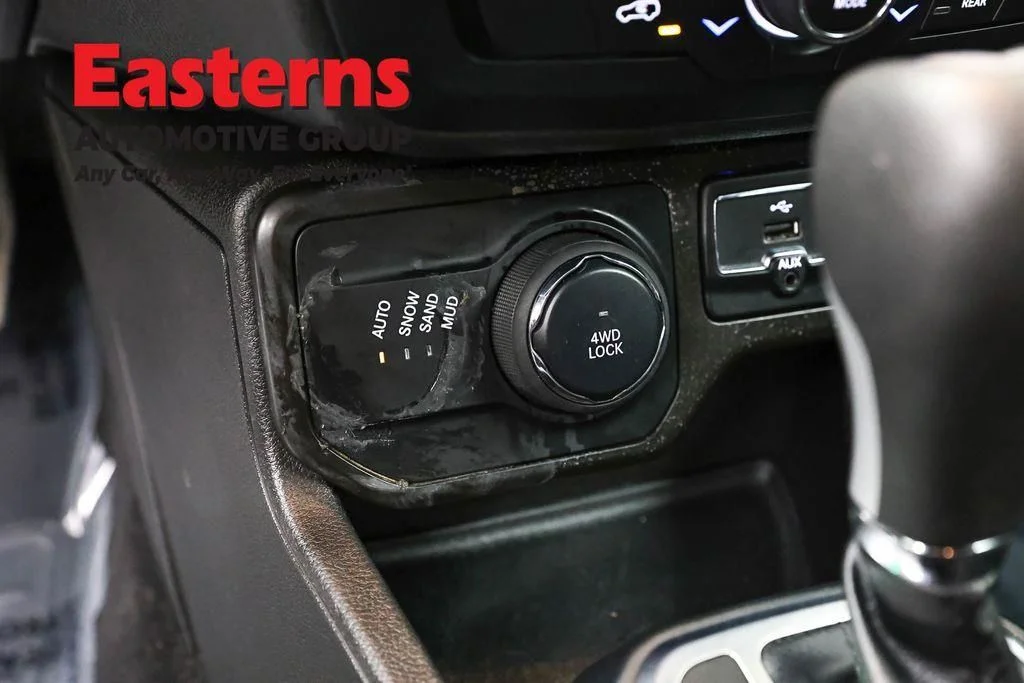 Certified Used 2021 Silver Jeep Sport image 21