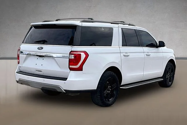 Used 2021 White Ford XLT image 2