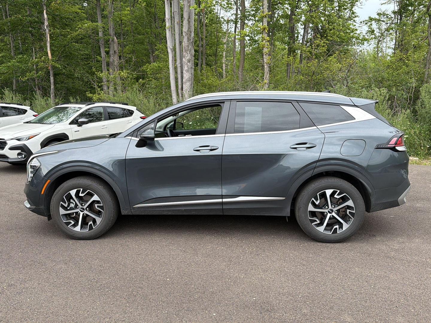 Used 2025 Gravity Gray Kia EX image 11