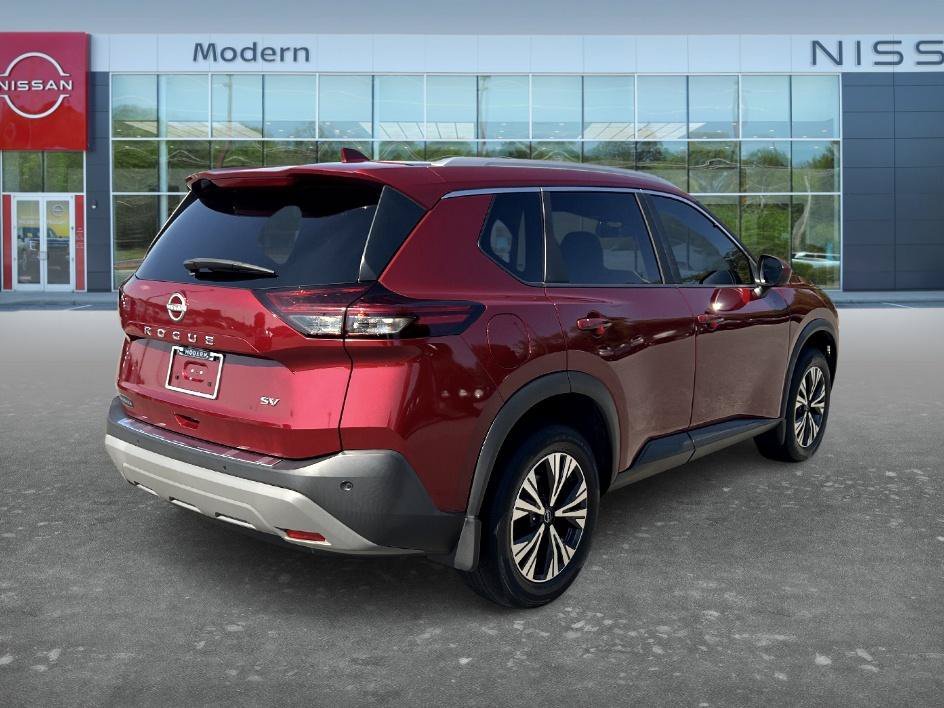 Used 2023 Scarlet Ember Tintcoat Nissan SV image 5