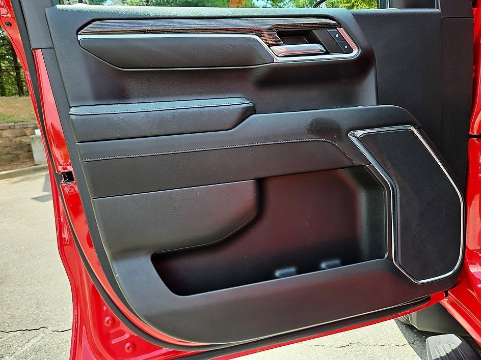 Used 2024 Cardinal Red GMC Elevation image 15