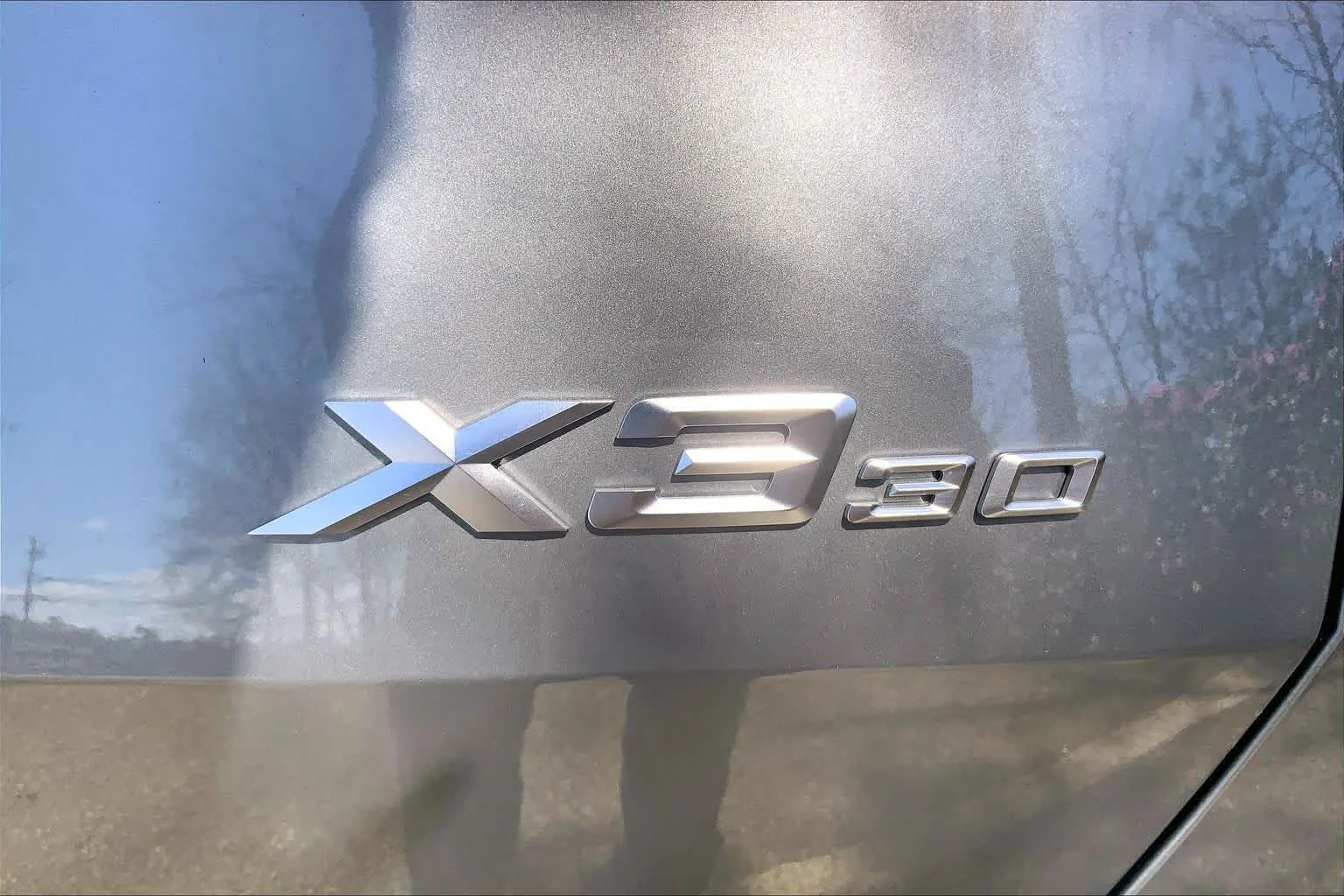 Used 2025 Skyscraper Gray Metallic BMW 30 xDrive image 9