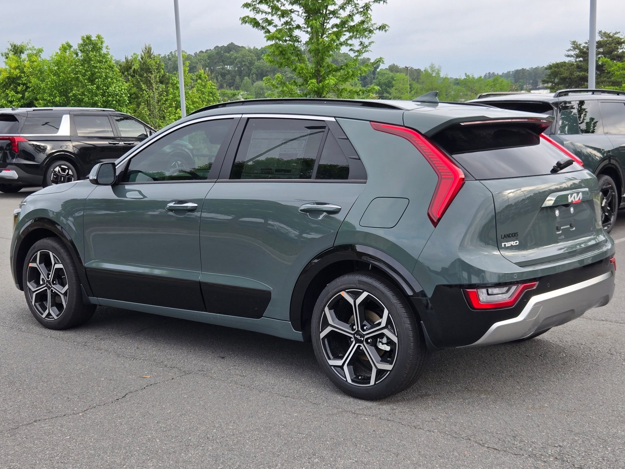 New 2026 Cityscape Green Kia SX Touring image 5