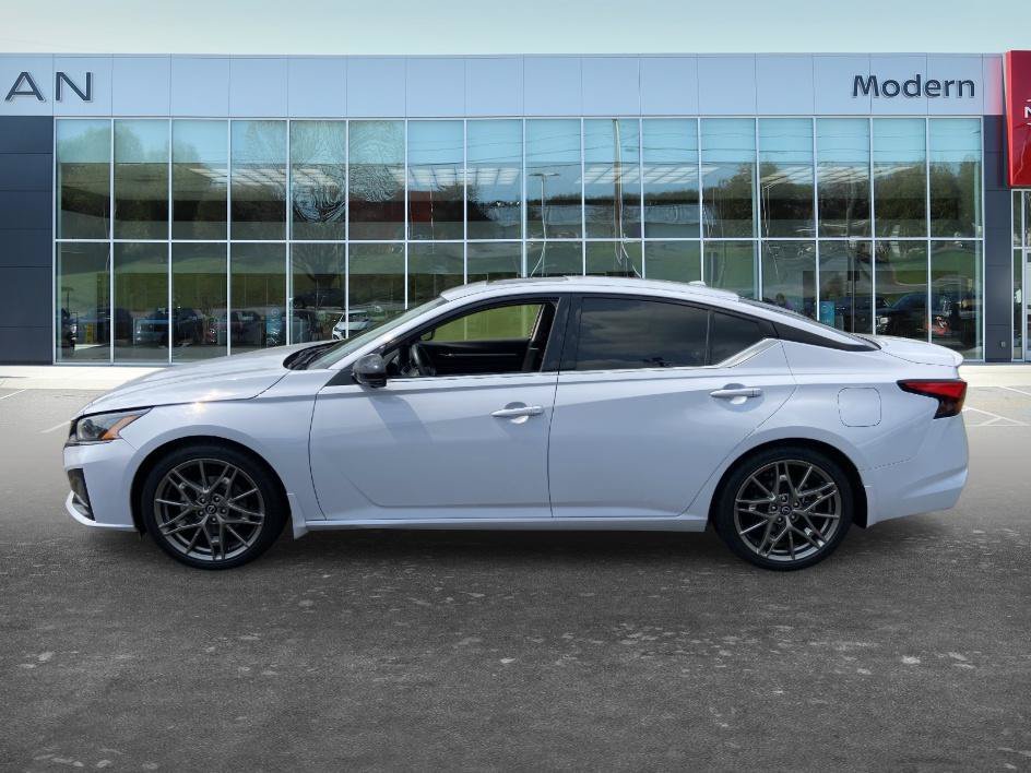Used 2023 Gray Sky Pearl Nissan 2.0 SR image 7