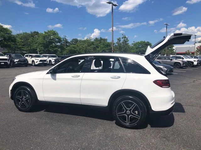 Used 2022 Polar White Mercedes-Benz GLC 300 image 9