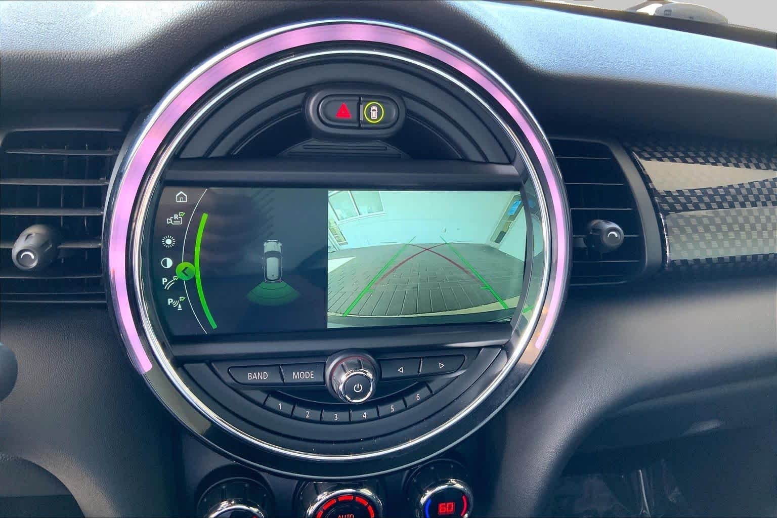Used 2019 Pepper White MINI Cooper S image 29