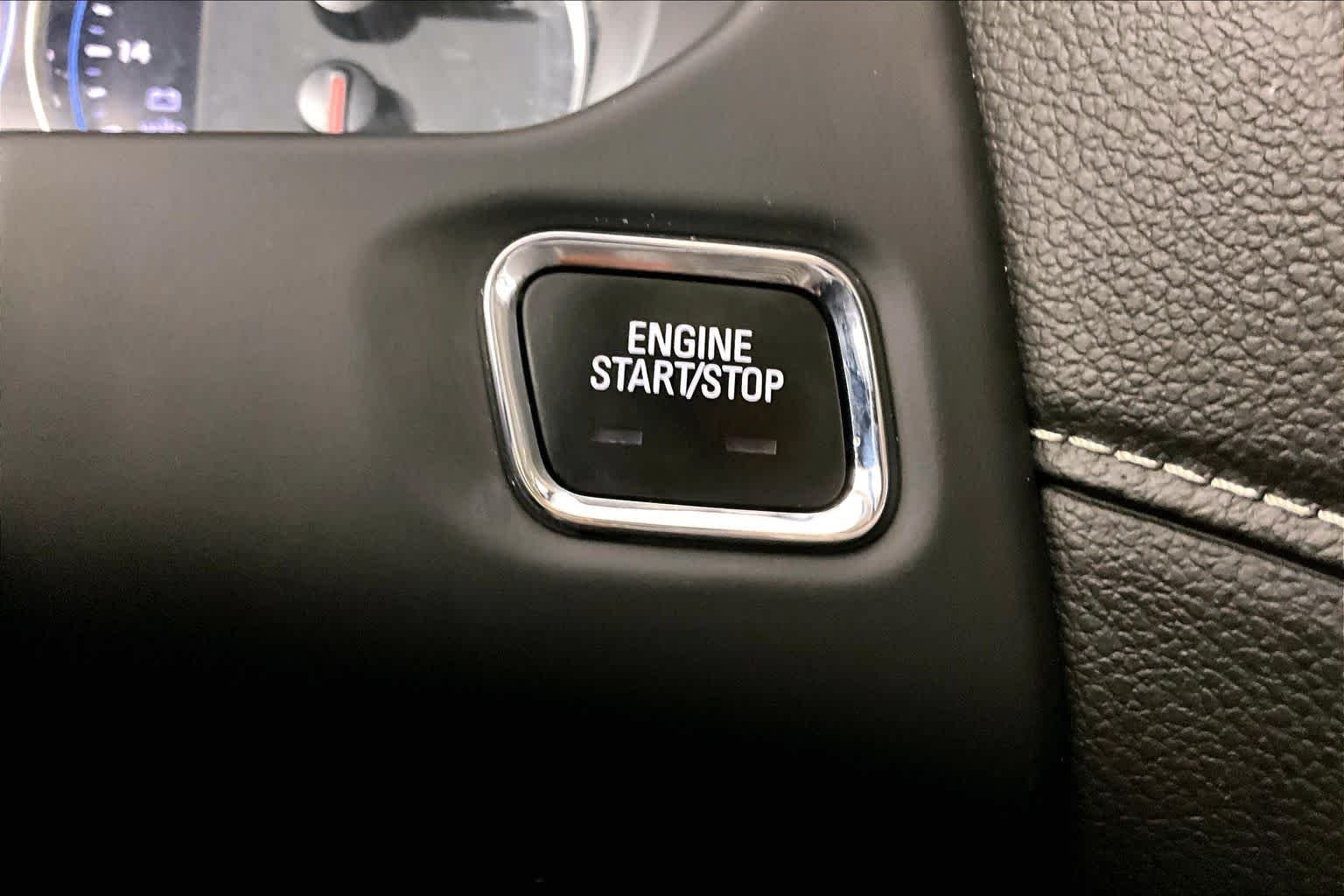 Used 2021 Ebony Twilight Metallic GMC Denali image 30