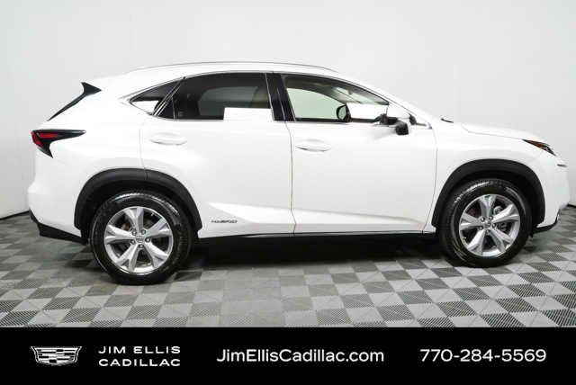 Used 2017 -select- Lexus NX 300h image 2