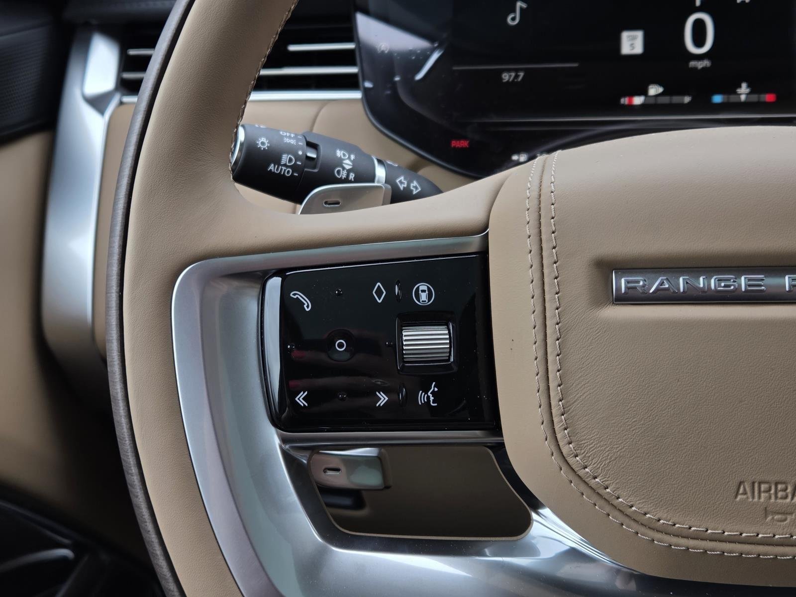 New 2026 Fuji White Land Rover SE image 22