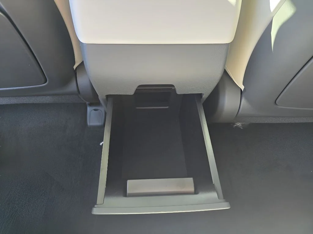 Used 2026 Serenity White Hyundai SEL image 28