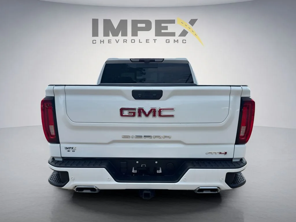Used 2022 White GMC AT4 image 4