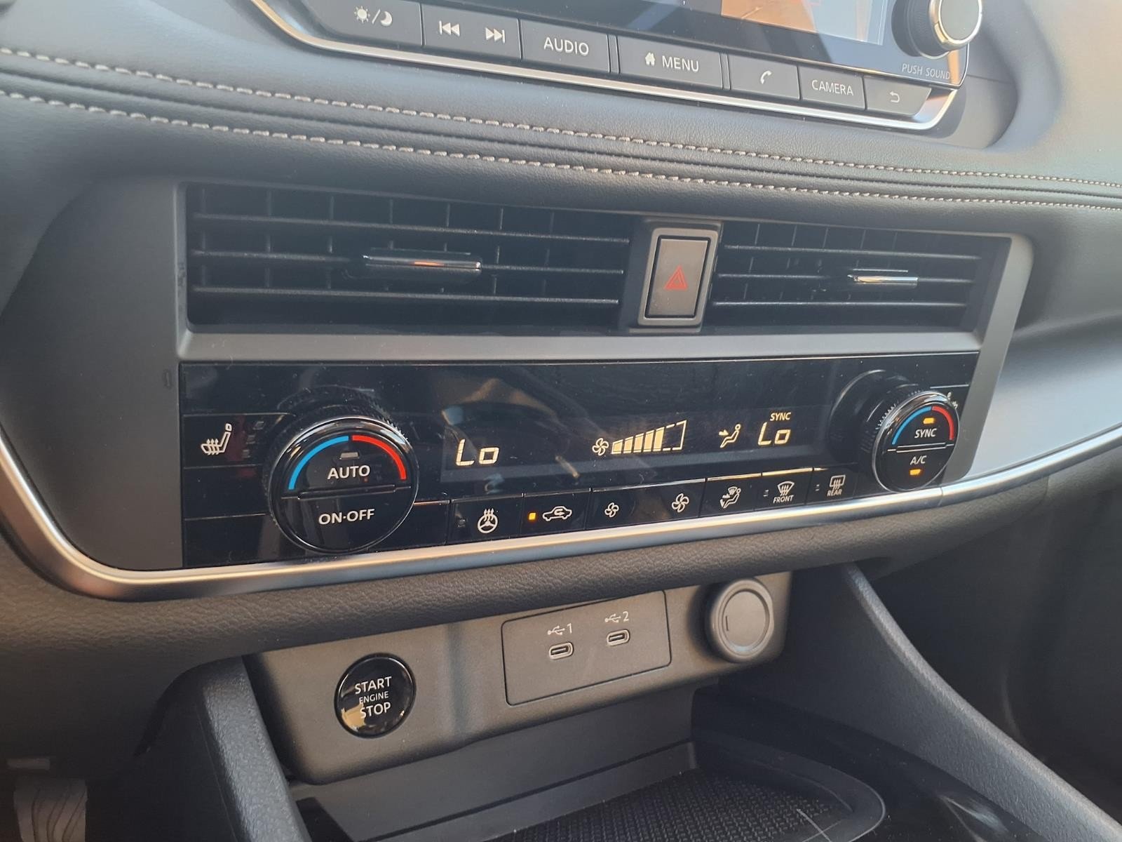 2026 Nissan Rogue photo 26 of 28
