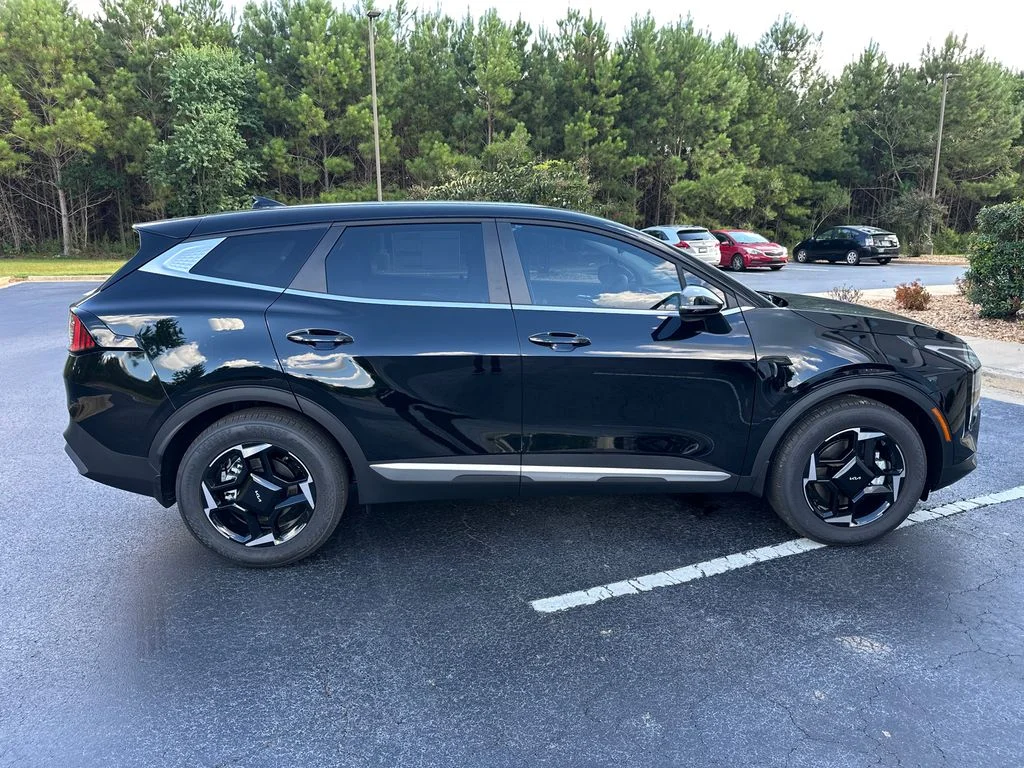 New 2026 Black Kia EX image 8