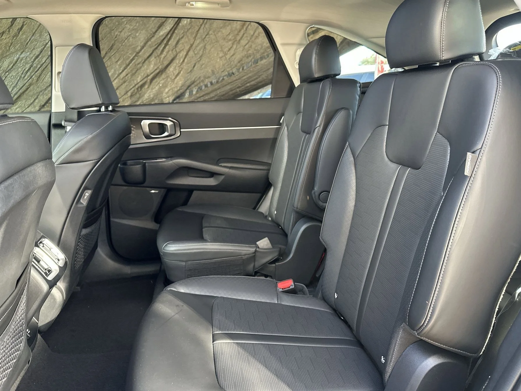 New 2026 Glacial White Pearl Kia EX image 26