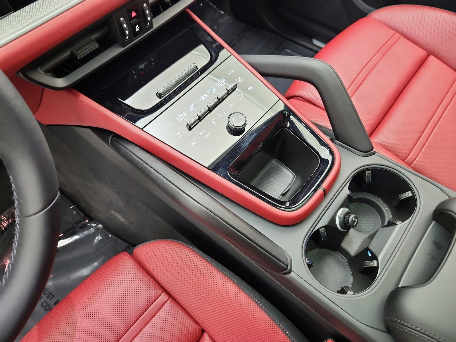 Used 2025 White Porsche Coupe AWD image 11
