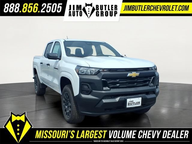 New 2026 Summit White Chevrolet WT image 20