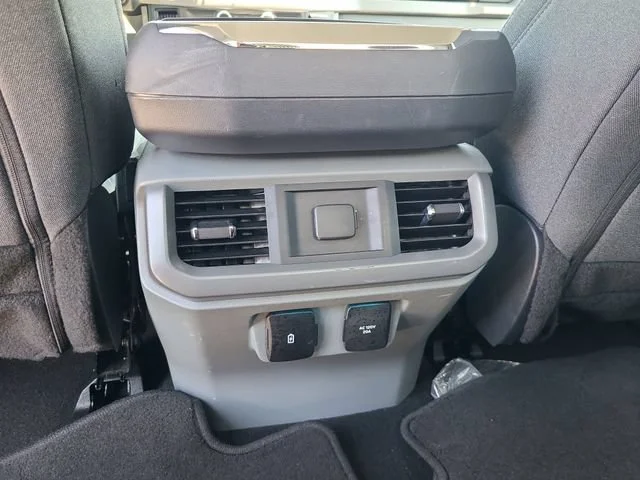 Used 2024 White Ford XLT image 8