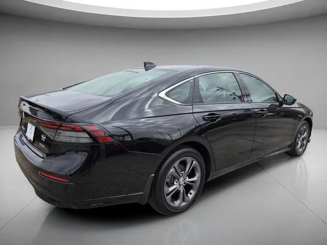 Certified Used 2026 Crystal Black Pearl Honda EX-L image 5